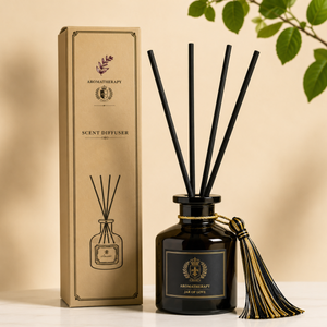 Reed Diffuser Schwarzglas Goldquaste Wohnzimmer Objekt das duftet