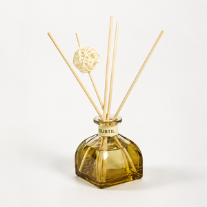 Reed Diffuser Bernsteinglas Rattan Nacht die nach Harz duftet